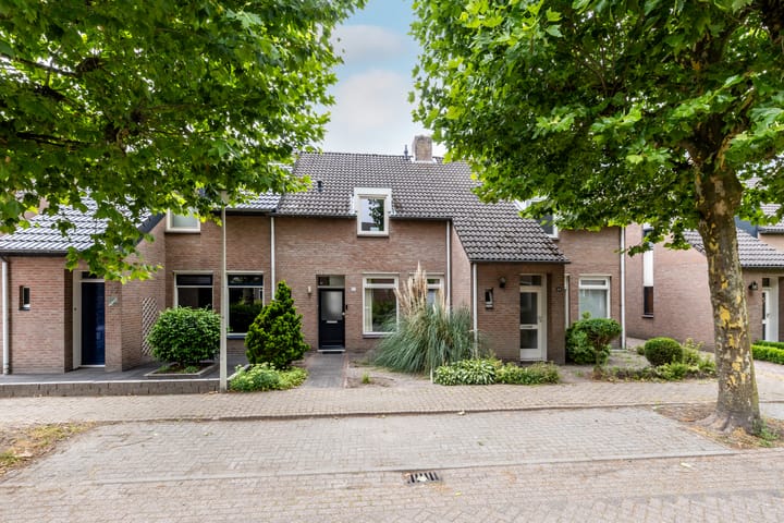 Plataan 27 in Oost West en Middelbeers