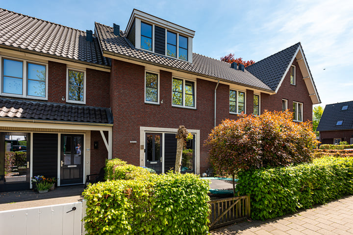 Plataanlaan 14 in Baarn