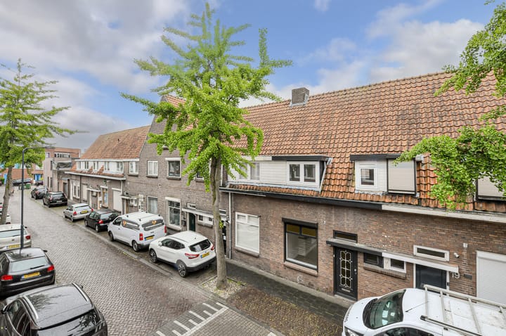 Plataanstraat 17 in Breda
