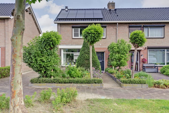 Plataanstraat 24 in Fijnaart