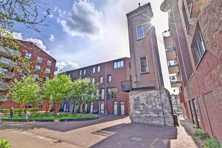Photo of property Plazuidplein 1, Gouda