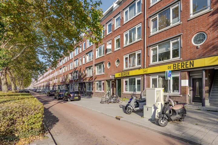 Pleinweg 61A in Rotterdam foto