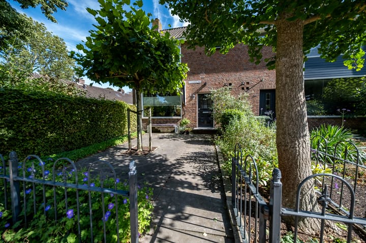 Photo of property Plevierenlaan 36, Vinkeveen