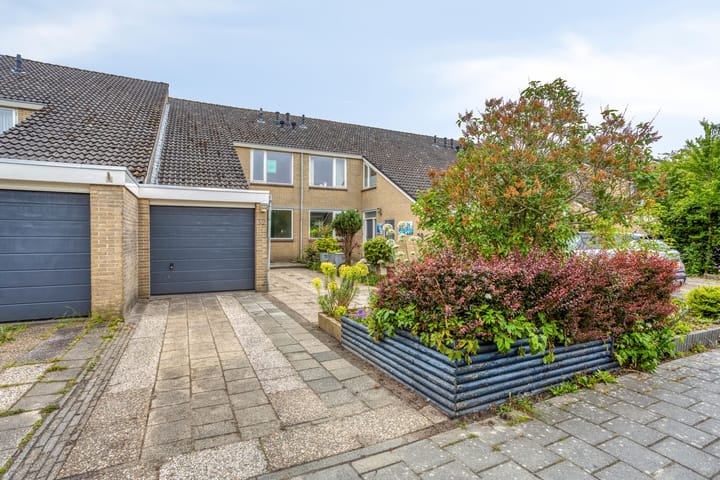 Photo of property Plevierstraat 32, Schagen