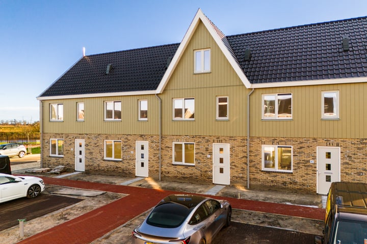 Photo of property Plevierstraat 42, Oosthuizen