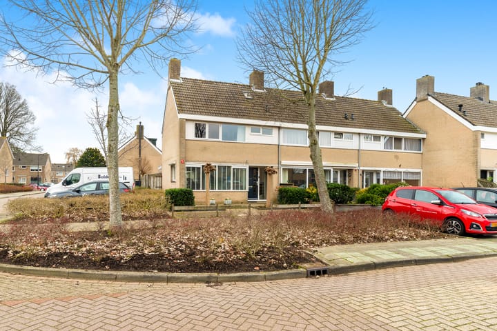Plutolaan 28 in Heerhugowaard