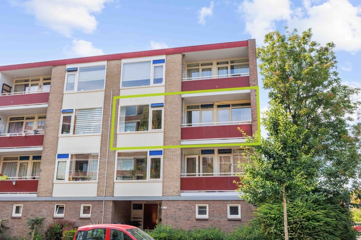 Plutolaan 60 in Groningen