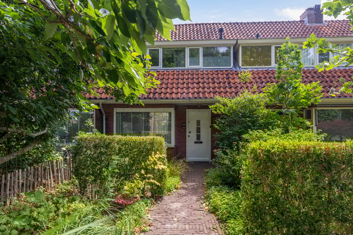 Photo of property Pluvierenlaan 9, Bilthoven