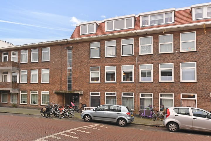 Pluvierstraat 322 in 's-Gravenhage