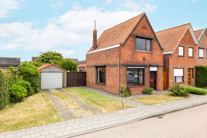 Photo of property Poeldijk 1, Sas van Gent