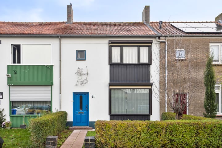 Photo of property Poeldijk 21, Sas van Gent