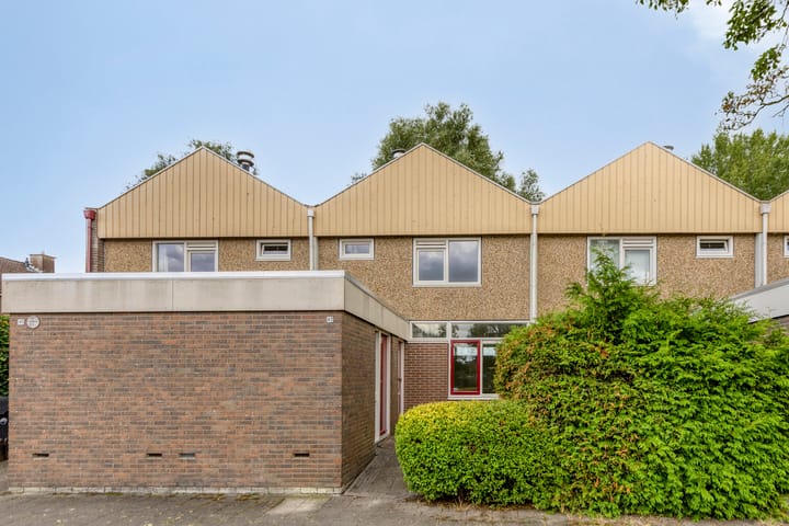 Poelruit 43 in Leeuwarden photo