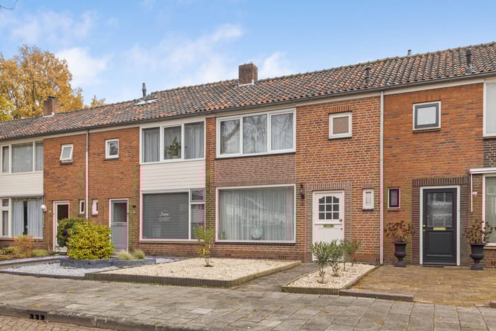 Poelruitstraat 9 in Waalwijk