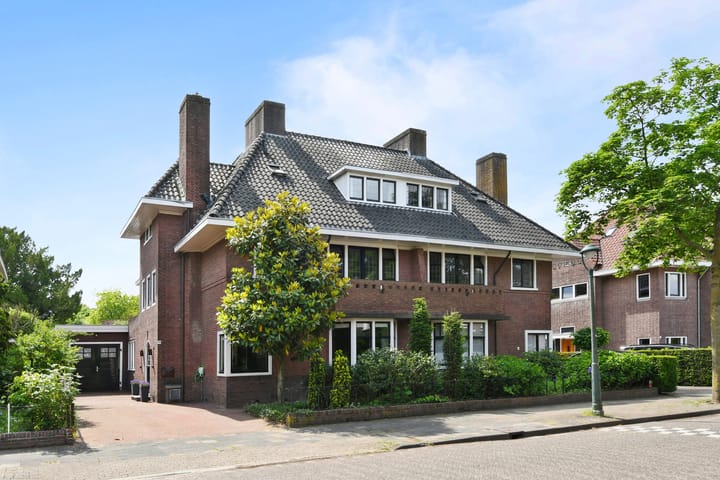 Poirterslaan 50 in Eindhoven