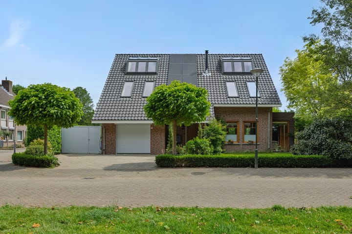 Poirtersstraat 12 in Helvoirt