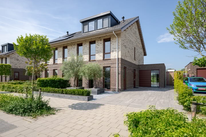 Polderlaan 17 in Leimuiden