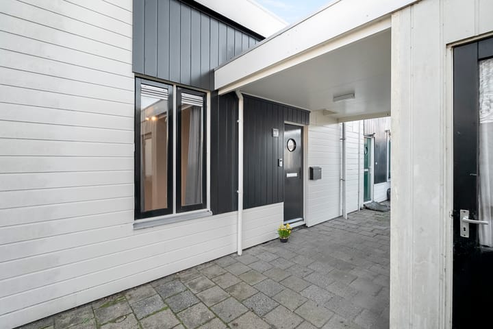 Photo of property Poldermanstraat 10, Breezand