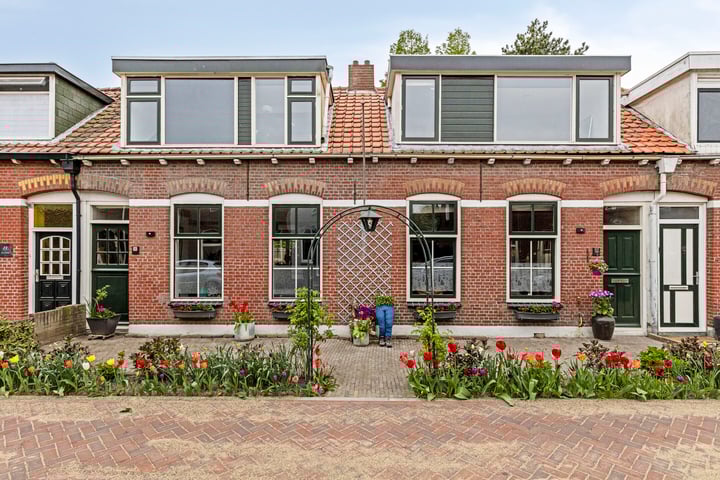 Polderstraat 9 in Sommelsdijk