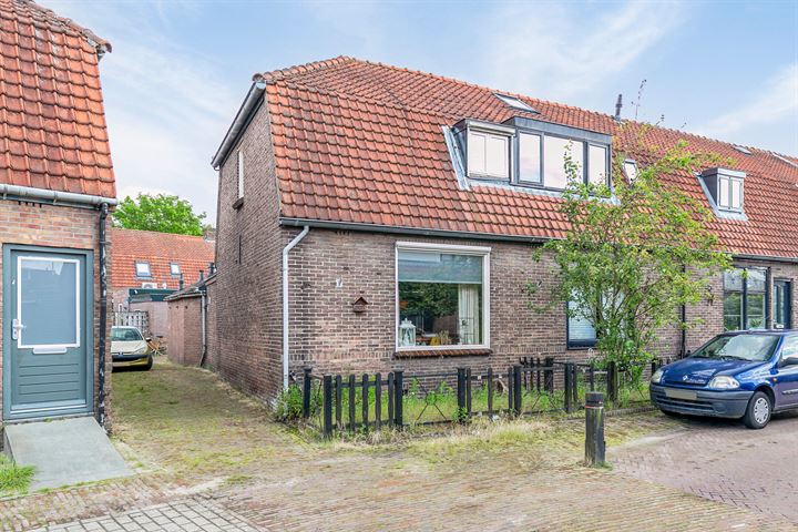 Polstraat 19 in Bunschoten-Spakenburg