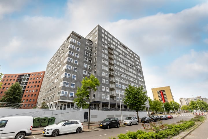 Pompenburg 234 in Rotterdam