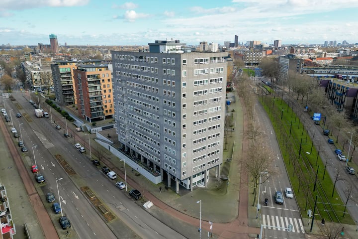 Pompenburg 250 in Rotterdam