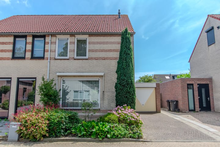 Photo of property Pontiaanstraat 12, Rilland