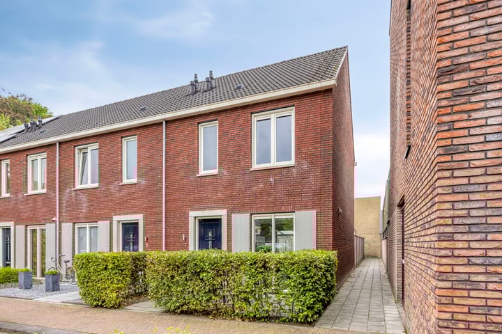 Poolsestraat 7 in Alphen