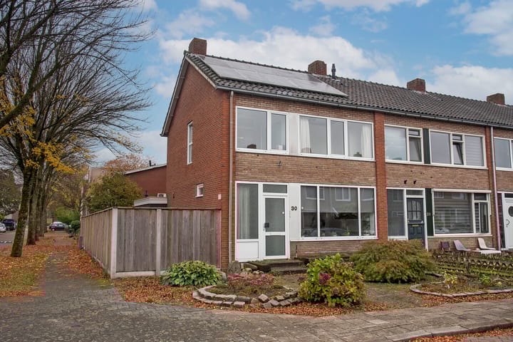 Poolsterstraat 30 in Hengelo photo