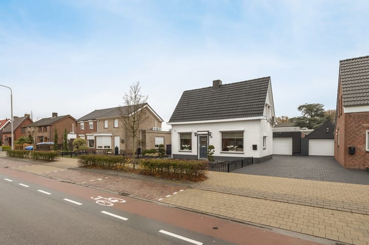 Photo of property Poppestraat 80, St. Willebrord