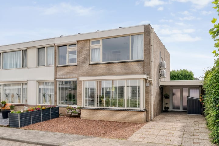 Poptastate 8 in Almelo