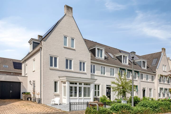 Photo of property Posteleinserf 30, Helmond