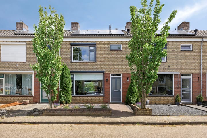 Photo of property Postelstraat 27, Werkendam