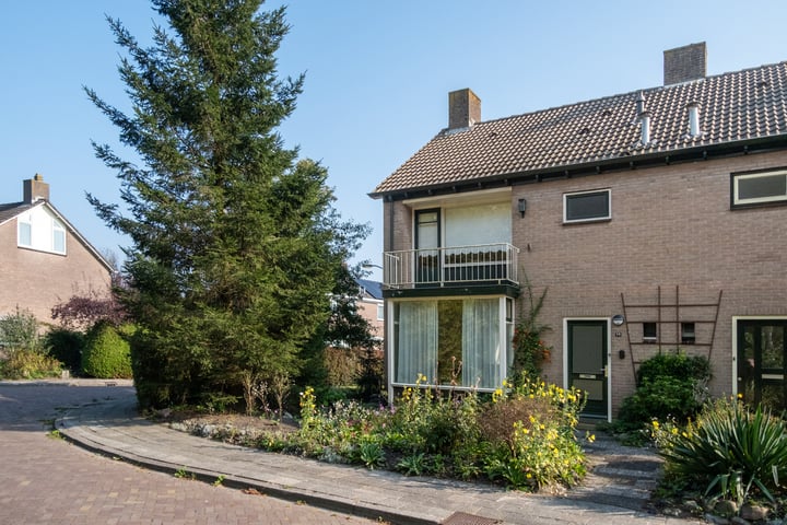 Postemastraat 14 in Roden