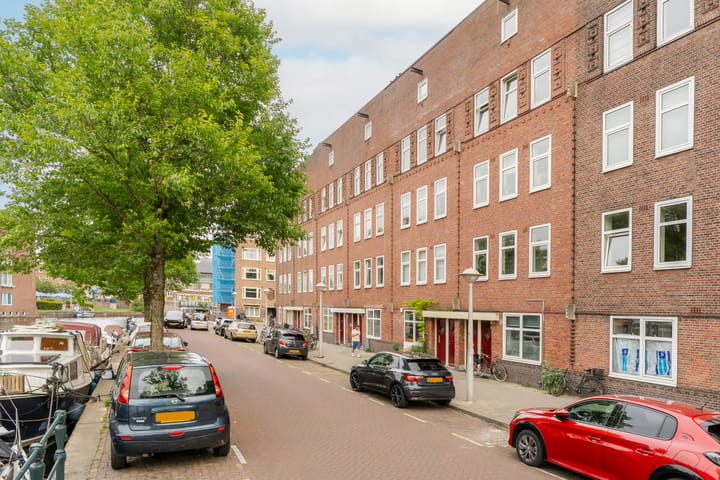 Postjeskade 11-H in Amsterdam