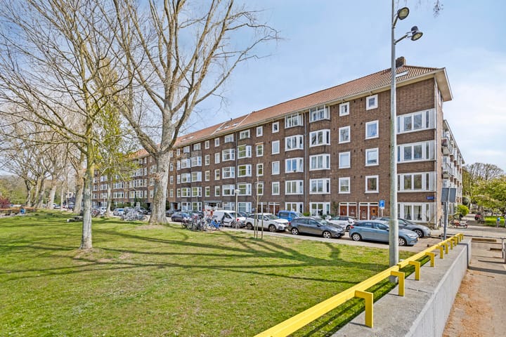 Photo of property Postjeskade 135-1, Amsterdam