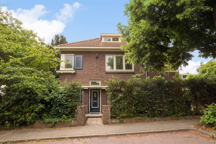 Potgieterstraat 1 in Arnhem