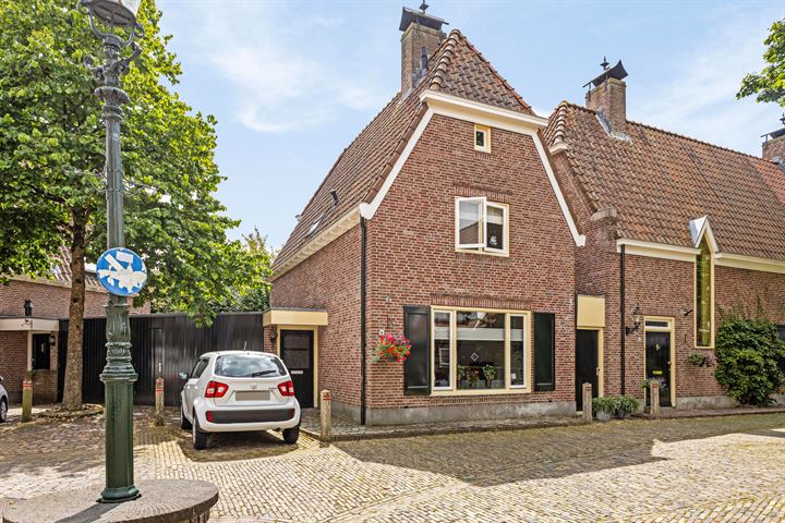 Potkampstraat 6 in Borne