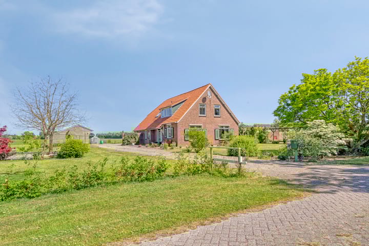 Potronsdijk 3 in Halle