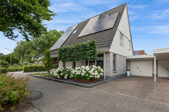 Pottenbakkersstraat 12 in Veendam foto