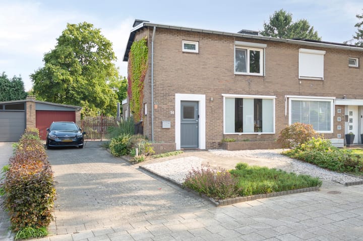 Potterstraat 14 in Geleen photo