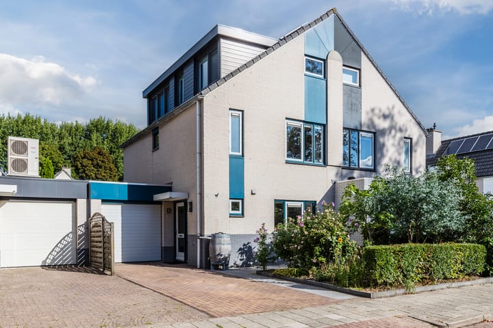 Photo of property Potvis 10, Heerhugowaard