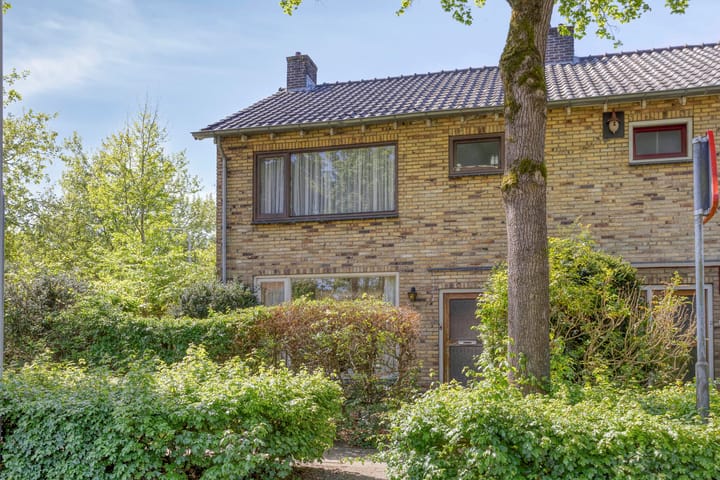 Pr Beatrixlaan 21 in Amerongen