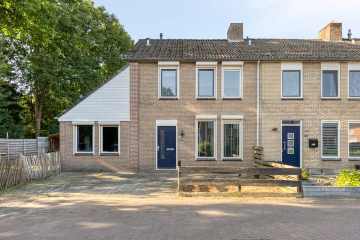 Pr Hendrikstraat 22 in Dalerpeel