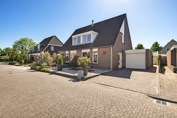 Praam 7 in Heerenveen