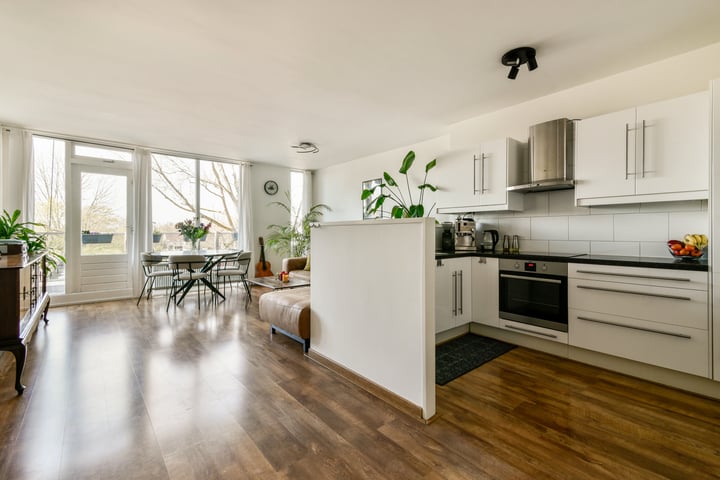 Photo of property Prattenburg 345, Haarlem