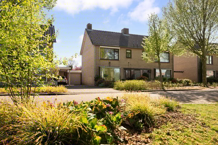 Photo of property President Kennedyplein 5, Kaatsheuvel