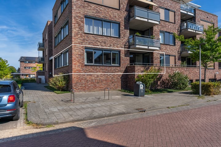 Photo of property President Kennedystraat 26, Hedel