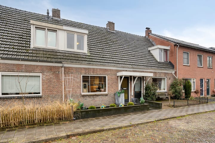 Primulastraat 27 in Almelo