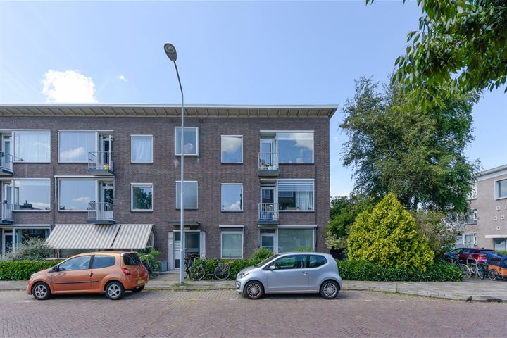 Prins Bernhardlaan 129 in Leidschendam