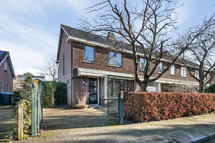 Prins Bernhardstraat 1 in Barendrecht